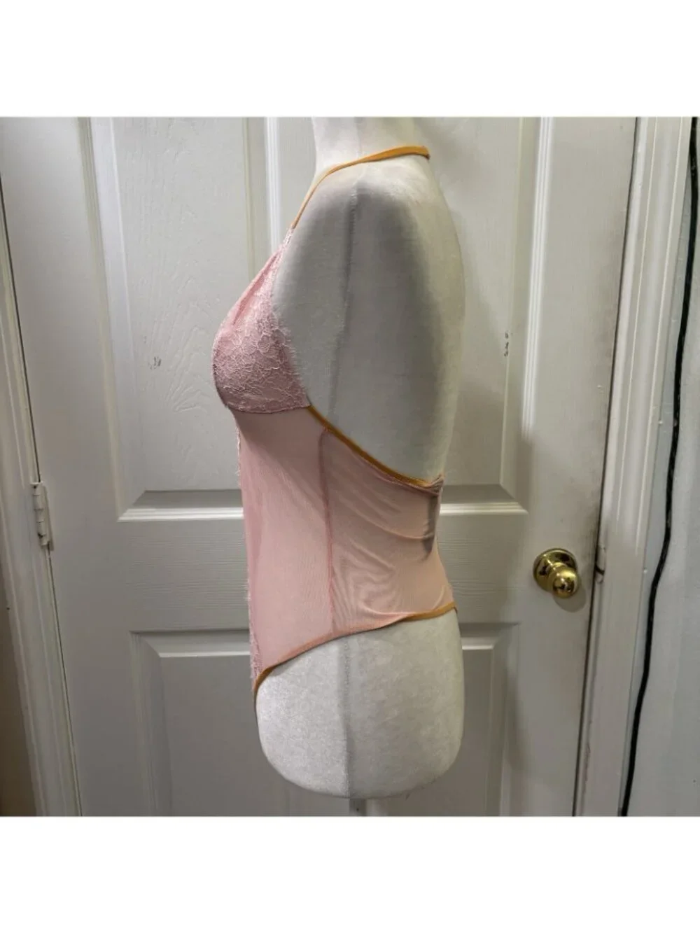 Victoria Secret Blush Pink Bodysuit Teddie V Neck Lace Detail Size Medium